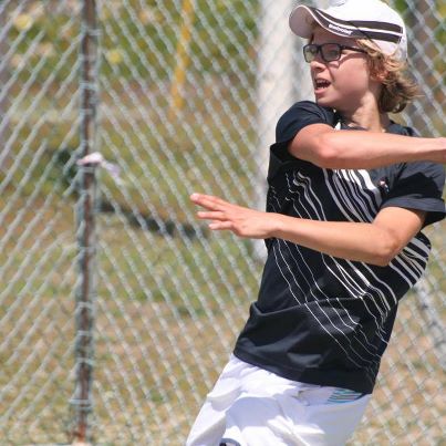 TÉNIS – Tiago Lourenço venceu Circuito Juvenil AT Espinho Sub 18