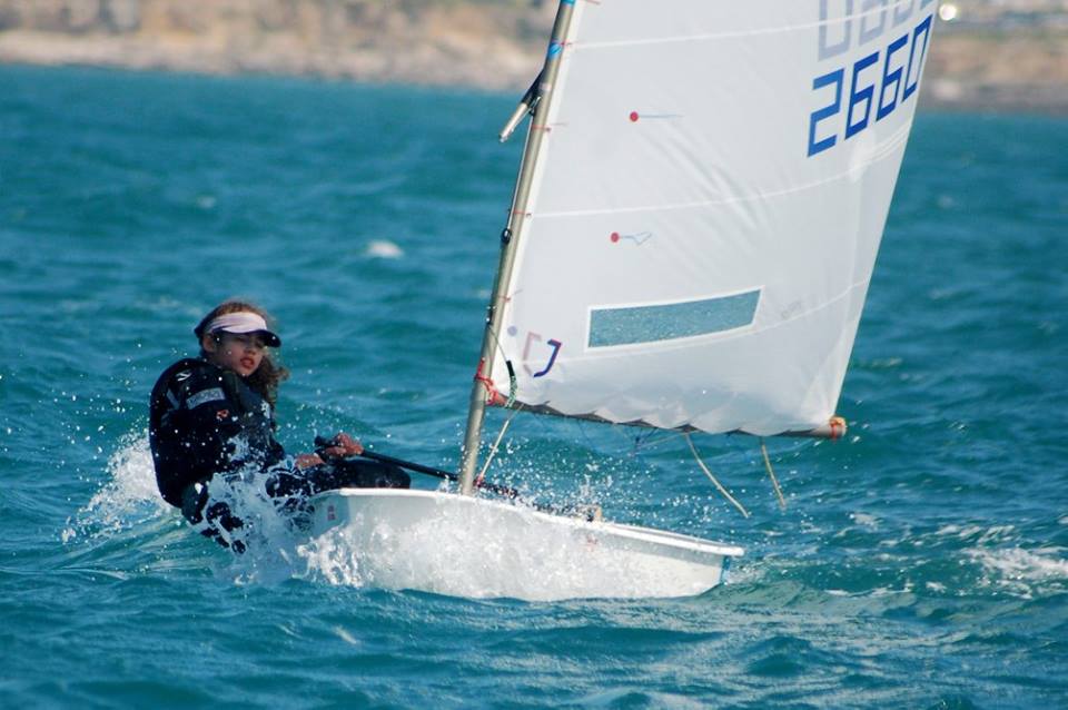 VELA – Carolina Campos no pódio feminino do EDP – XI Campeonato de Portugal de Juvenis (Optimist)