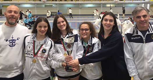 ESGRIMA – Equipa feminina do Sport campeã nacional de Juniores (Florete)