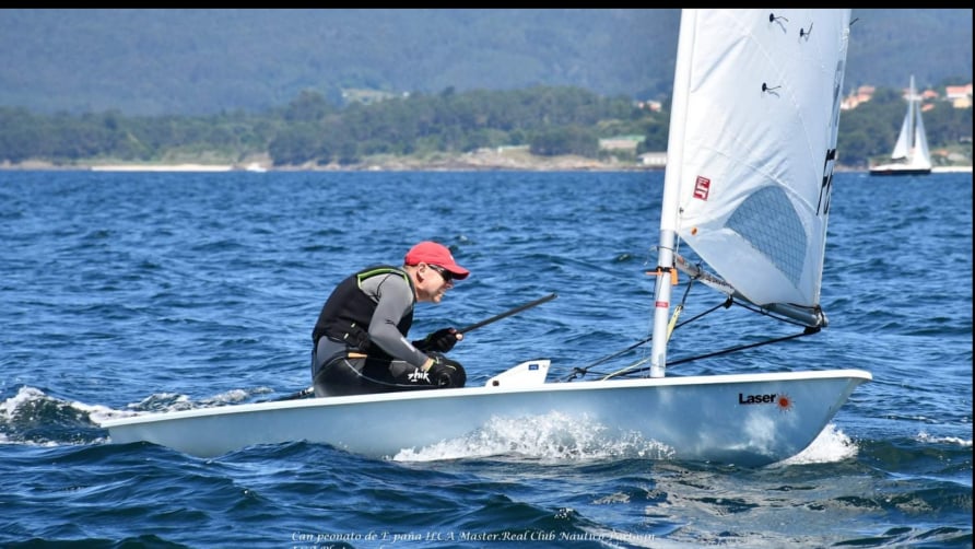 VELA – Jorge Ferrer com bom desempenho Campeonato de Espanha ILCA Laser Master 2021