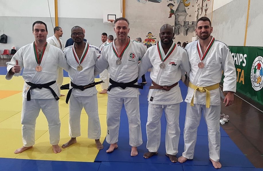 JUDO – Adriano Abel tricampeão nacional de Veteranos e Sport arrecada 5 pódios