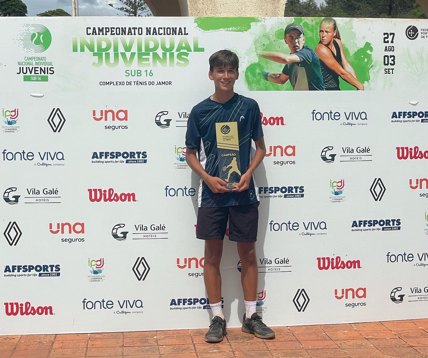 TÉNIS – Rodrigo Cruz campeão nacional U-16