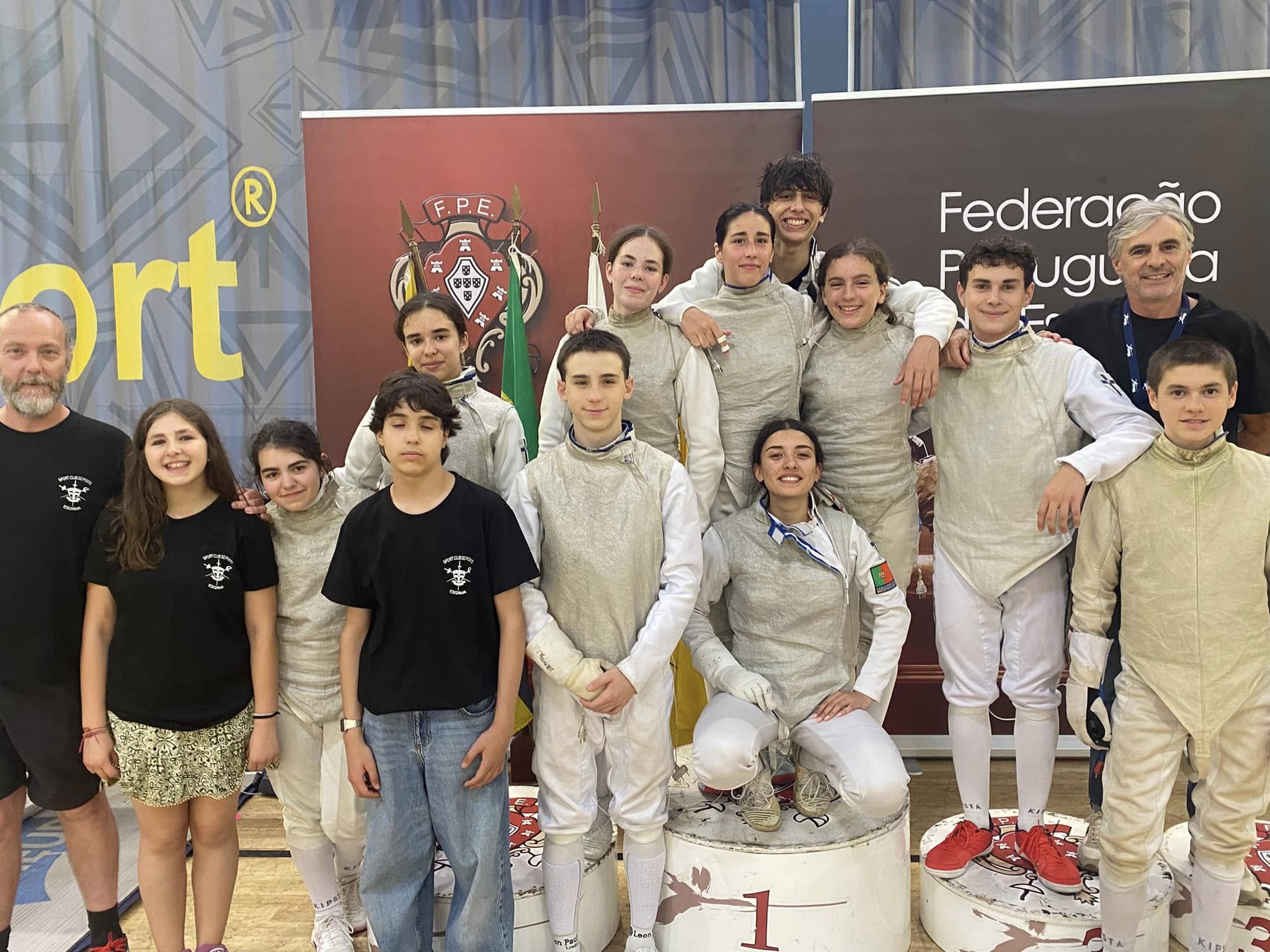 ESGRIMA – Sport com três pódios nas finais nacionais do Circuito Juvenil